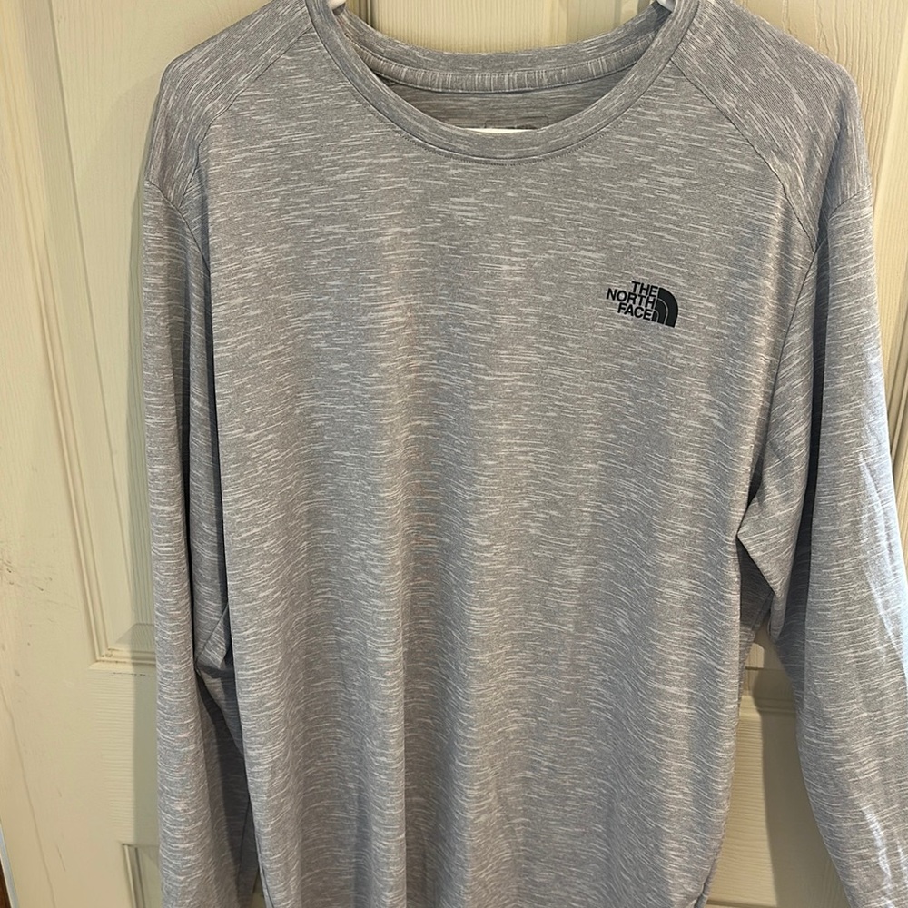 The North Face Heathered Gray Long Sleeve Shirt